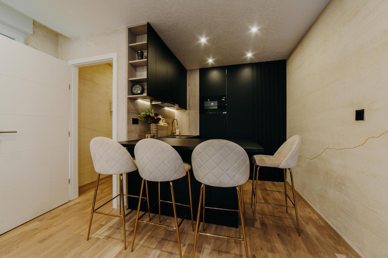 부코바르 Apartman Stari Toranj II 아파트 외부 사진