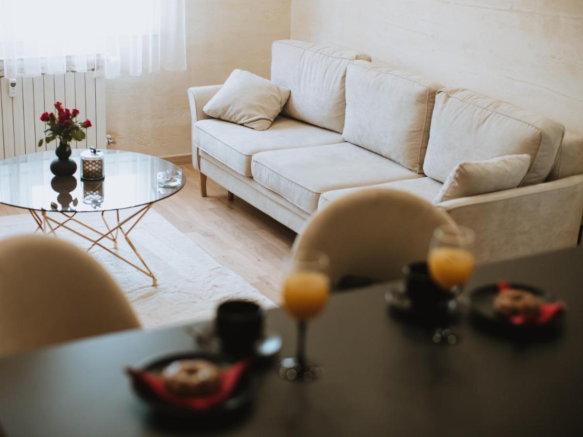 부코바르 Apartman Stari Toranj II 아파트 외부 사진