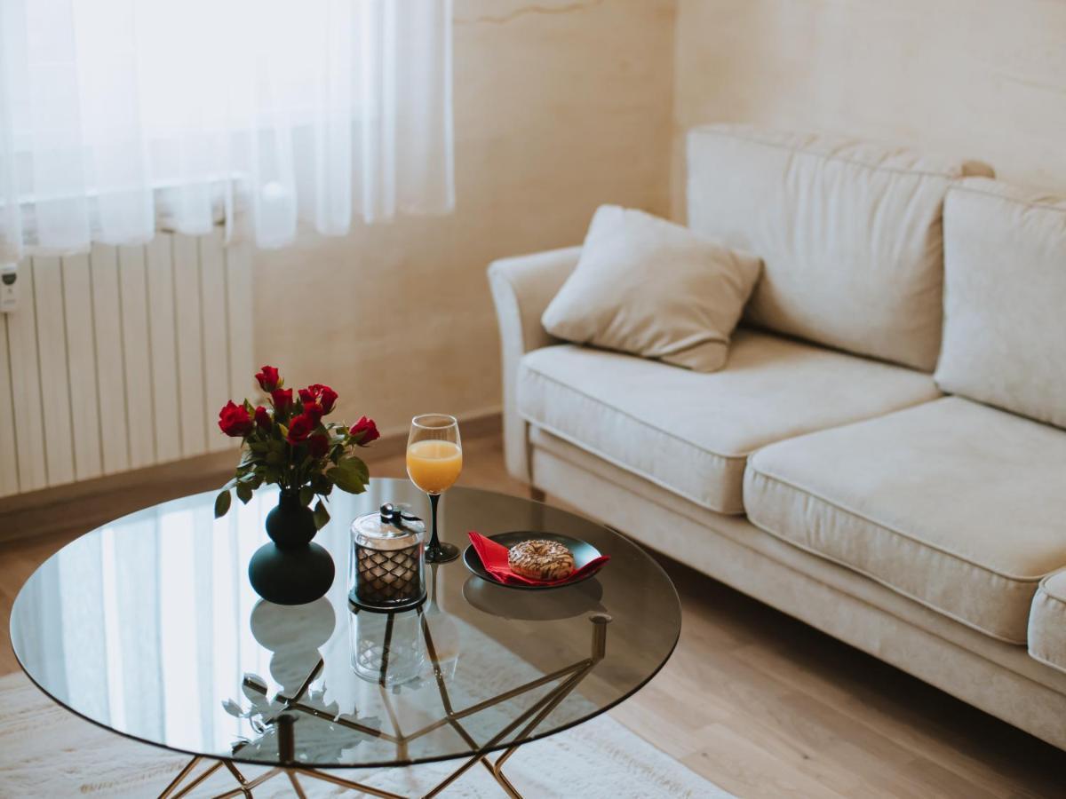 부코바르 Apartman Stari Toranj II 아파트 외부 사진