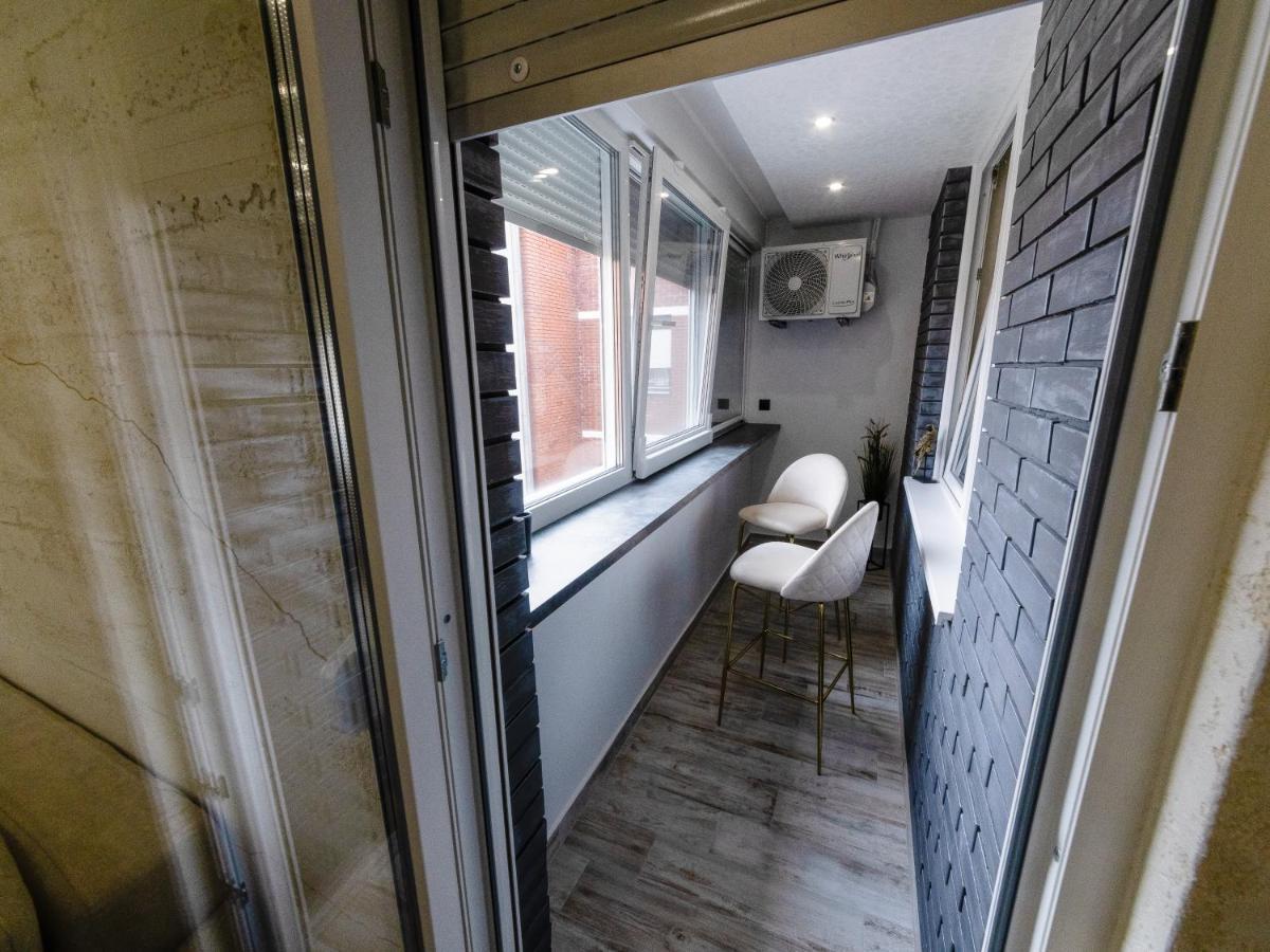 부코바르 Apartman Stari Toranj II 아파트 외부 사진