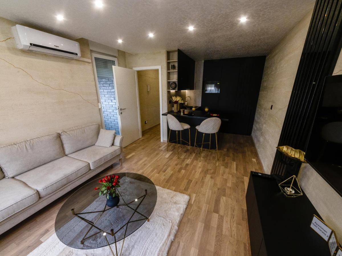 부코바르 Apartman Stari Toranj II 아파트 외부 사진